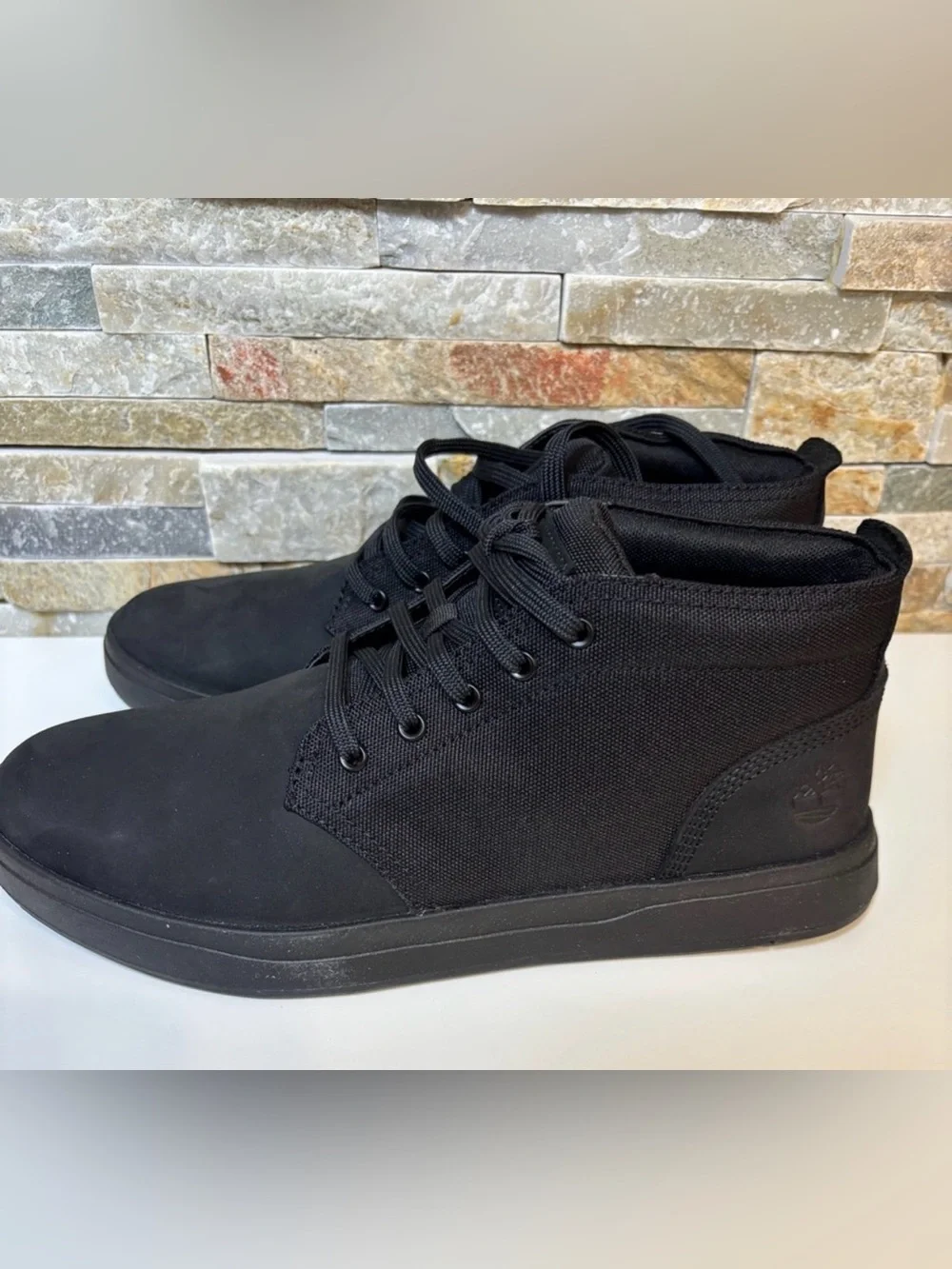 Timberland Davis Square Chukka Sneakers Men’s 10 Triple Black Nubuck NWT